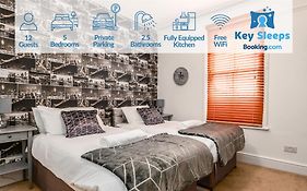 Spacious Contractor House For Large Groups - Private Parking